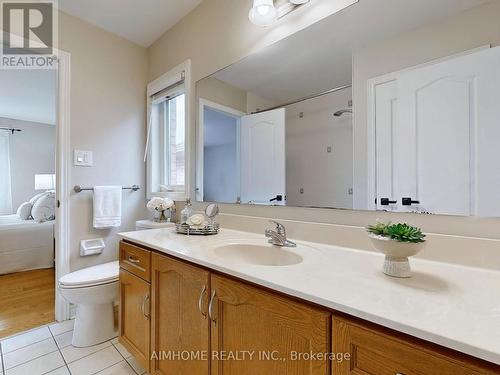 98 Ames Crescent, Aurora, ON - Indoor Photo Showing Bathroom