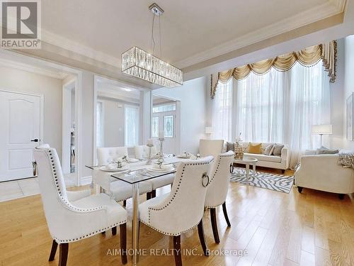 98 Ames Crescent, Aurora, ON - Indoor Photo Showing Dining Room