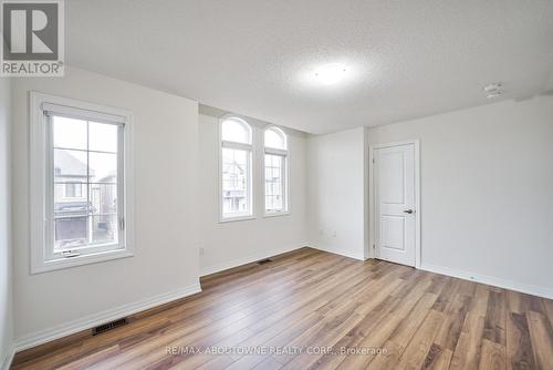 69 Bowbeer Road, Oakville, ON - Indoor Photo Showing Other Room