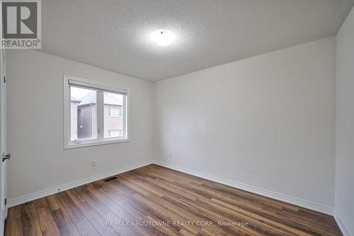 69 Bowbeer Road, Oakville, ON - Indoor Photo Showing Other Room