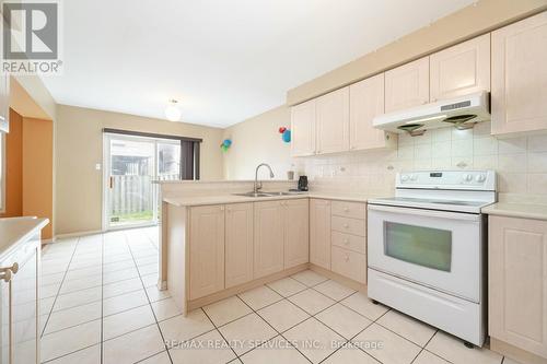 10 Linderwood Drive, Brampton, ON - Indoor Photo Showing Kitchen With Double Sink