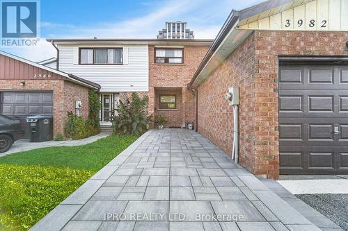 3982 Bishopstoke Lane, Mississauga, ON - Outdoor