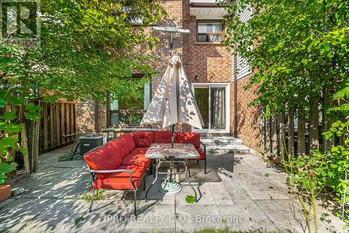 3982 Bishopstoke Lane, Mississauga, ON - Outdoor