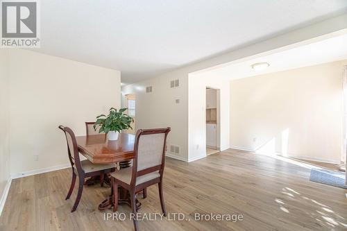 3982 Bishopstoke Lane, Mississauga, ON - Indoor Photo Showing Dining Room