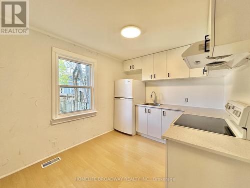 1356 Caroline Street, Burlington, ON - Indoor Photo Showing Kitchen