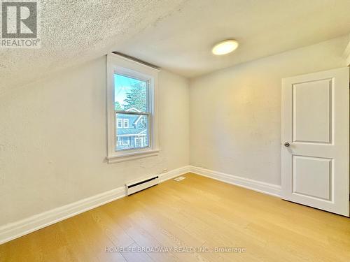 1356 Caroline Street, Burlington, ON - Indoor Photo Showing Other Room