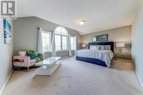 1547 Spencely Drive, Oshawa, ON - Indoor Photo Showing Bedroom