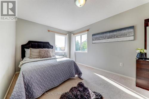 1547 Spencely Drive, Oshawa, ON - Indoor Photo Showing Bedroom