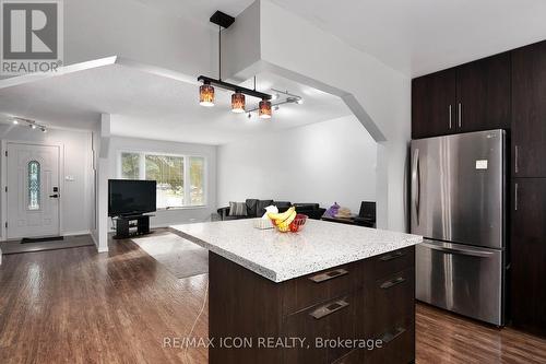 1470 Aldersbrook Road, London, ON - Indoor Photo Showing Kitchen