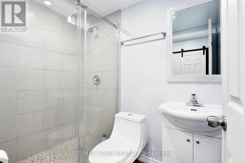 1470 Aldersbrook Road, London, ON - Indoor Photo Showing Bathroom