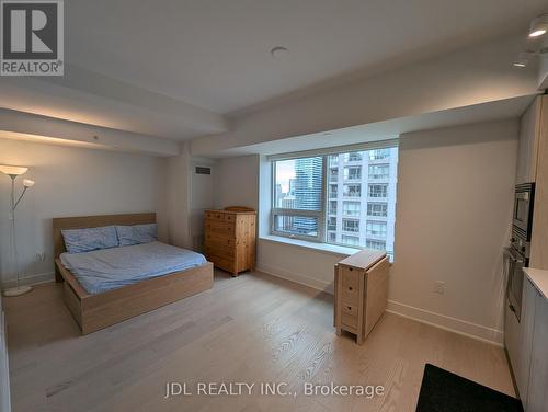 1906 - 955 Bay Street, Toronto, ON - Indoor Photo Showing Bedroom