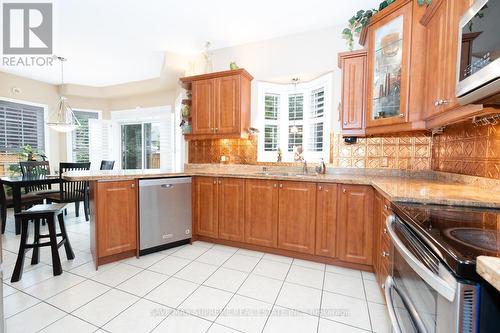 12 Branstone Drive, Whitby, ON - Indoor Photo Showing Kitchen