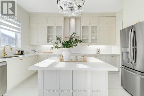 1177 Wickham Road, Innisfil, ON - Indoor Photo Showing Kitchen With Upgraded Kitchen