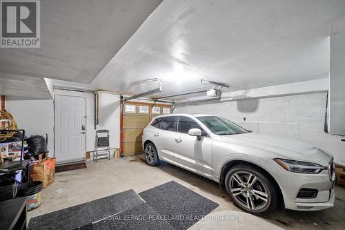 483 Jim Barber Court, Newmarket, ON - Indoor Photo Showing Garage