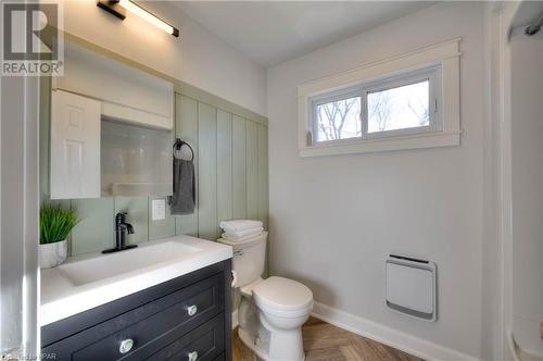 82 Park Street, St. Marys, ON - Indoor Photo Showing Bathroom