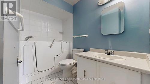 22 Linton Court, Markham, ON - Indoor Photo Showing Bathroom