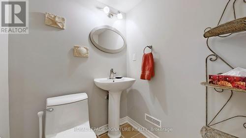 22 Linton Court, Markham, ON - Indoor Photo Showing Bathroom