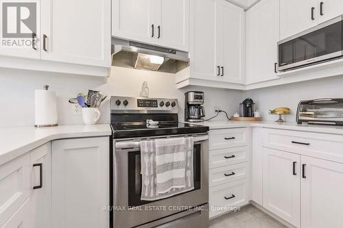 30 - 690 Broadway, Orangeville, ON - Indoor Photo Showing Kitchen