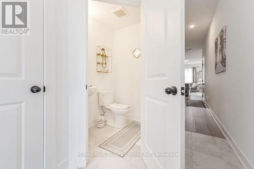 30 - 690 Broadway, Orangeville, ON - Indoor Photo Showing Bathroom