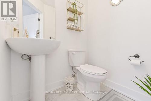 30 - 690 Broadway, Orangeville, ON - Indoor Photo Showing Bathroom