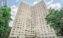 1204 - 3700 KANEFF CRESCENT  Mississauga, ON L5A 4B8