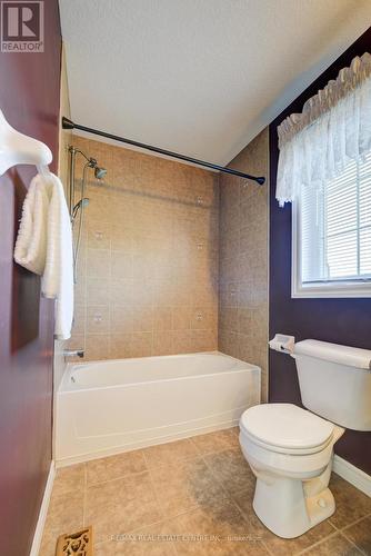 5 Hammacher Street, Wilmot, ON - Indoor Photo Showing Bathroom