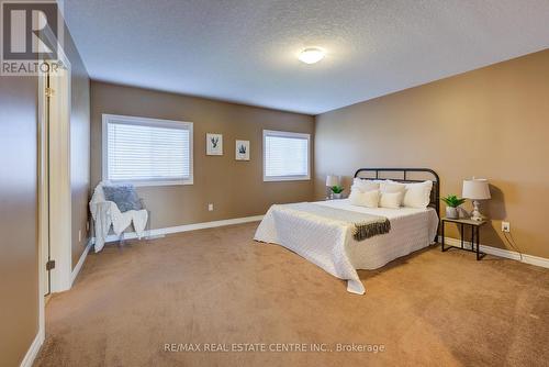 5 Hammacher Street, Wilmot, ON - Indoor Photo Showing Bedroom