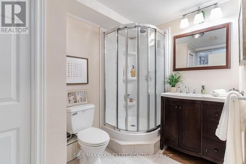 362 King Street, Caledon, ON - Indoor Photo Showing Bathroom