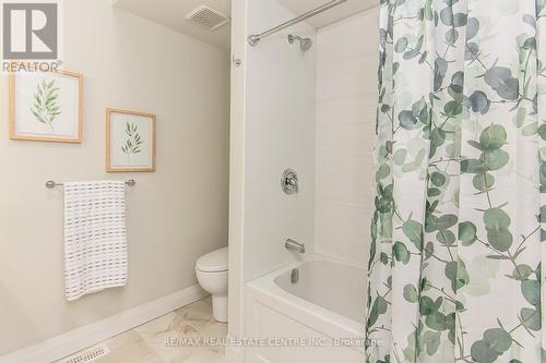 6 - 511 Oakvale Drive, Waterloo, ON - Indoor Photo Showing Bathroom