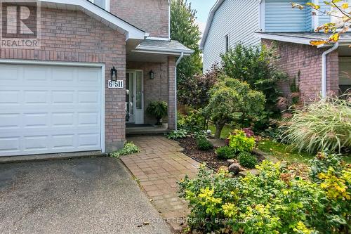 6 - 511 Oakvale Drive, Waterloo, ON - Outdoor