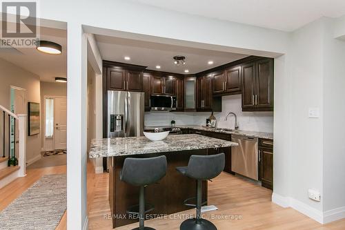 6 - 511 Oakvale Drive, Waterloo, ON - Indoor Photo Showing Kitchen With Upgraded Kitchen