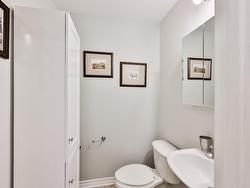 Powder room - 