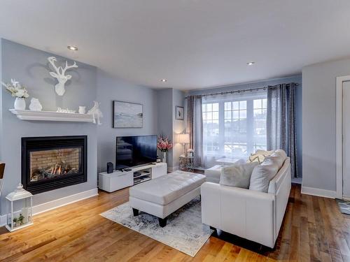 Salon - 1734 Rue Championnet, Saint-Jérôme, QC - Indoor Photo Showing Living Room With Fireplace