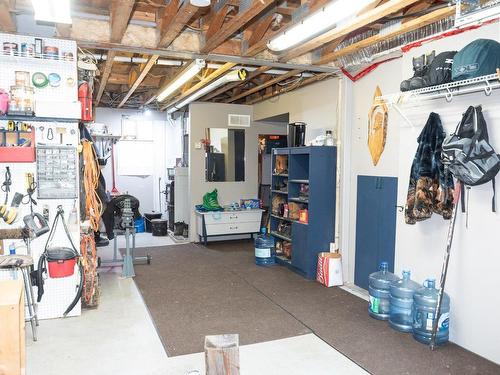 Garage - 9 Route Lauzier, Kamouraska, QC - Indoor Photo Showing Basement