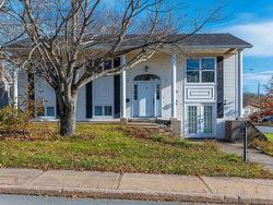 9 Portland Estates Boulevard  Portland Hills, NS B2W 6A1