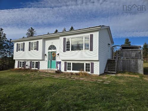 22 Apple Drive, Onslow Mountain, NS 