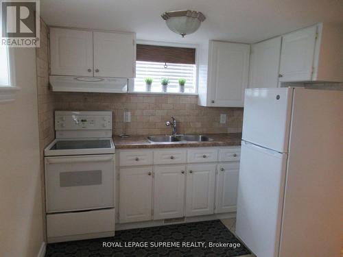 Bsmt - 44 Winston Park Boulevard, Toronto, ON - Indoor Photo Showing Kitchen With Double Sink