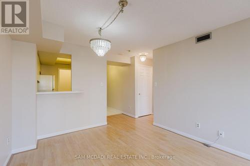 513 - 55 Kingsbridge Garden Circle, Mississauga, ON - Indoor Photo Showing Other Room