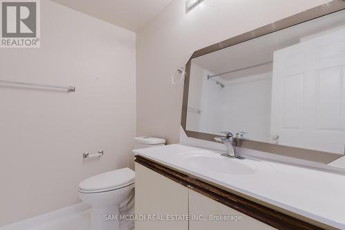 513 - 55 Kingsbridge Garden Circle, Mississauga, ON - Indoor Photo Showing Bathroom