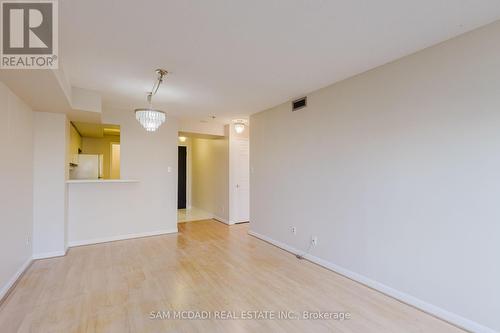 513 - 55 Kingsbridge Garden Circle, Mississauga, ON - Indoor Photo Showing Other Room