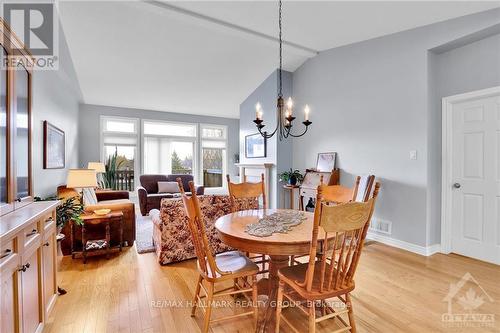 120 Passageway, Ottawa, ON - Indoor Photo Showing Dining Room