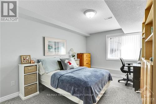 120 Passageway, Ottawa, ON - Indoor Photo Showing Bedroom