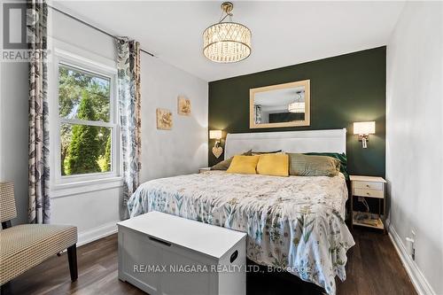 908 Netherby Road, Welland, ON - Indoor Photo Showing Bedroom