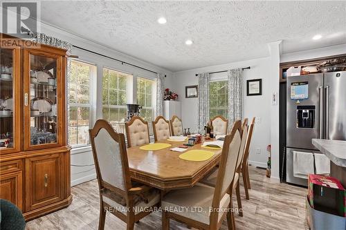 908 Netherby Road, Welland, ON - Indoor Photo Showing Dining Room