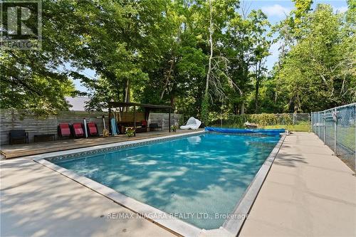 908 Netherby Road, Welland, ON - Outdoor With In Ground Pool