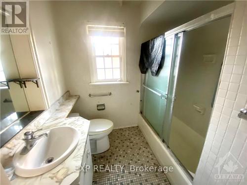 200 Island Park Drive, Ottawa, ON - Indoor Photo Showing Bathroom