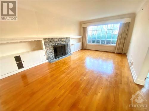 200 Island Park Drive, Ottawa, ON - Indoor Photo Showing Living Room With Fireplace