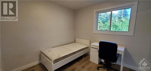 2300 Elmira Drive, Ottawa, ON - Indoor Photo Showing Bedroom