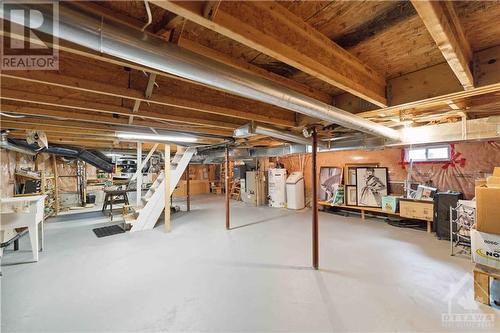 1079 Vista Tara Private, Greely, ON - Indoor Photo Showing Basement