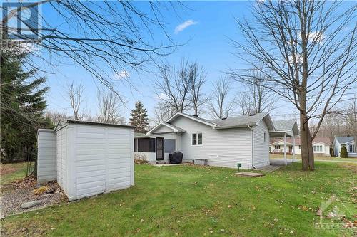 1079 Vista Tara Private, Greely, ON - Outdoor